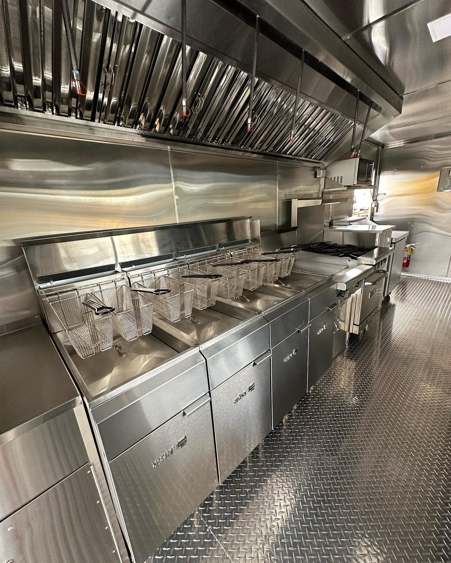 Custom Food Trailer With Porch - Image 5