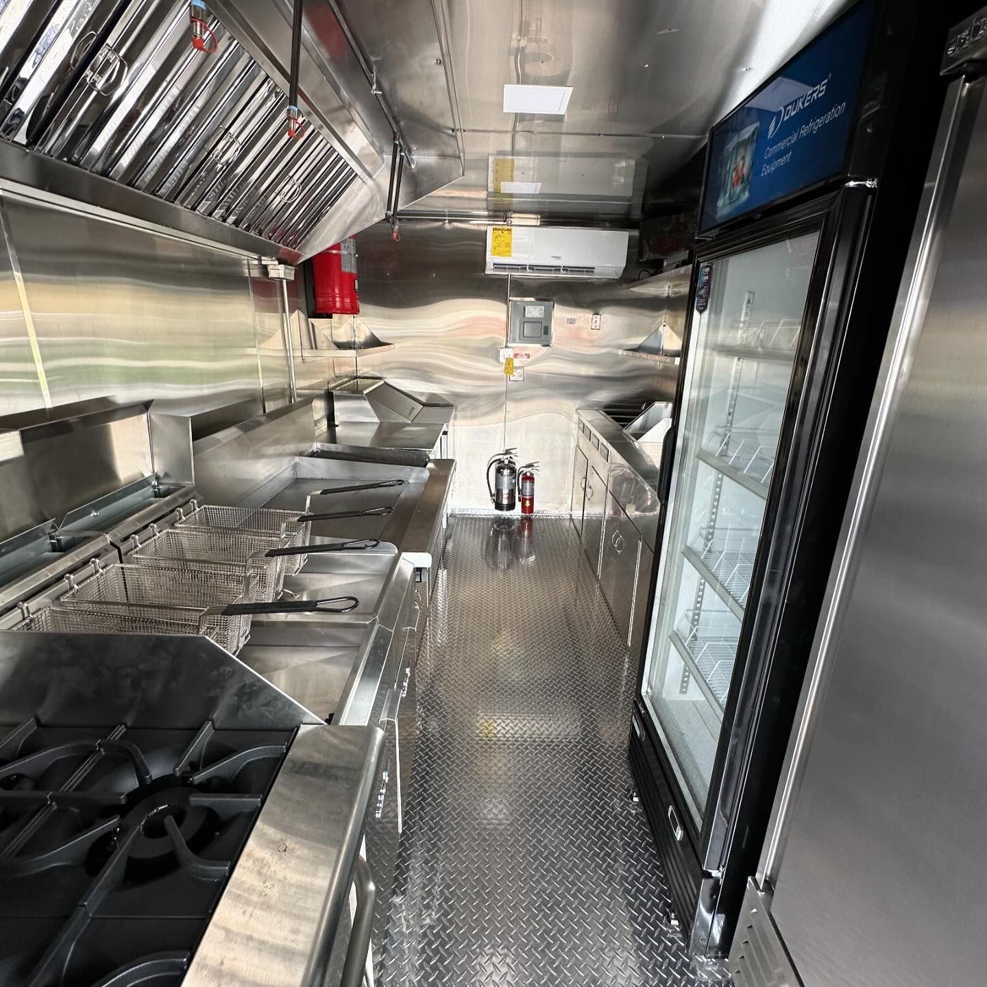 16' Food Trailer - Image 3