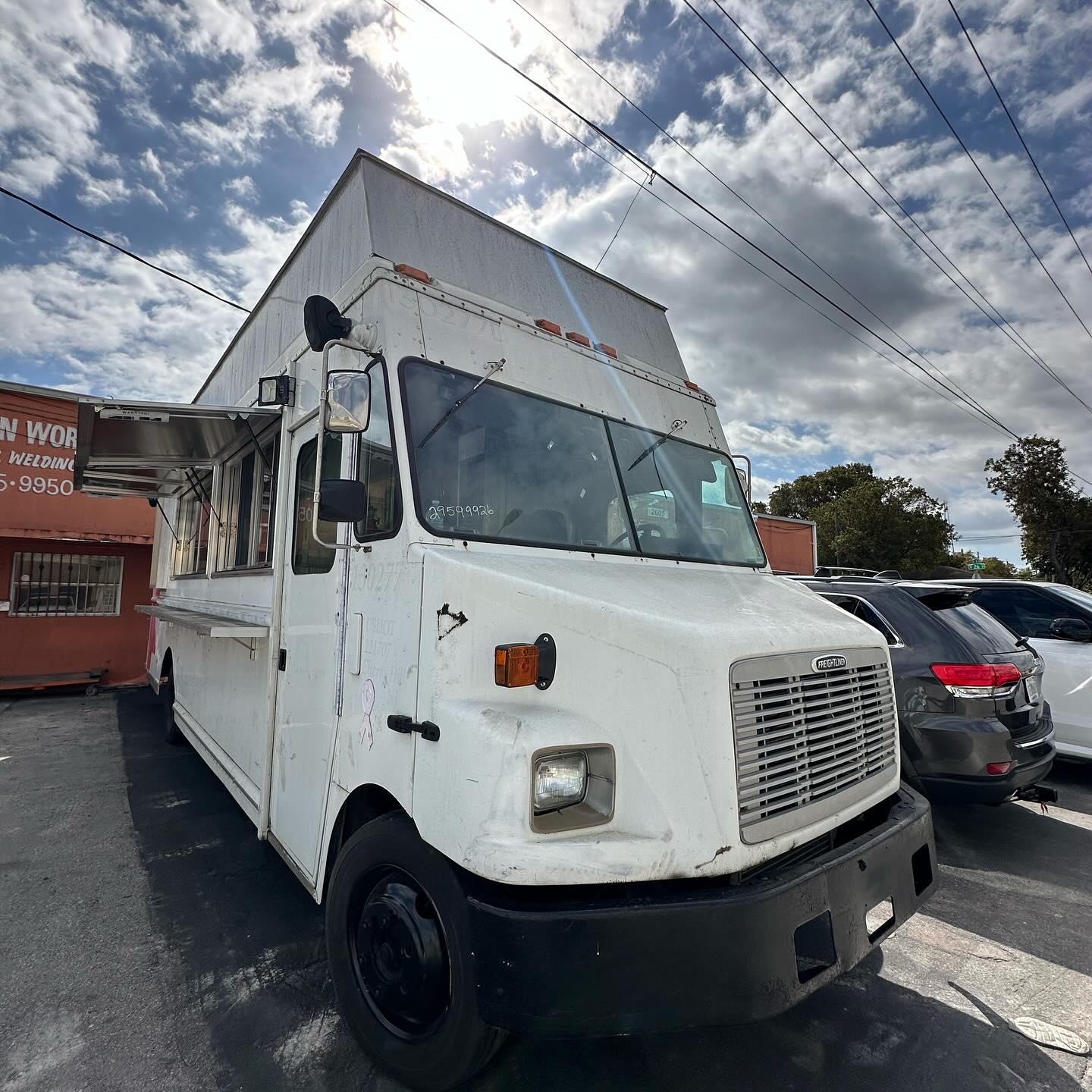 HIBACHI FOOD TRUCK - Image 3