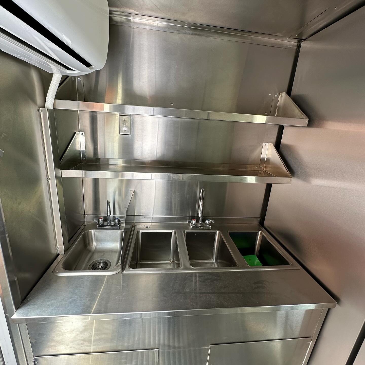 HIBACHI FOOD TRUCK - Image 5