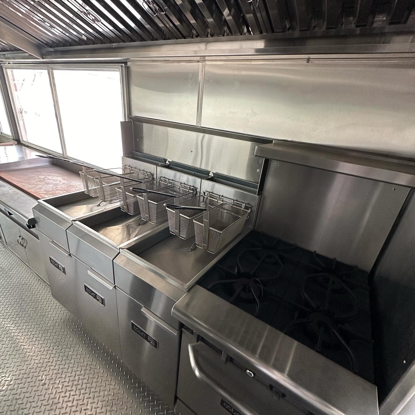 HIBACHI FOOD TRUCK - Image 7