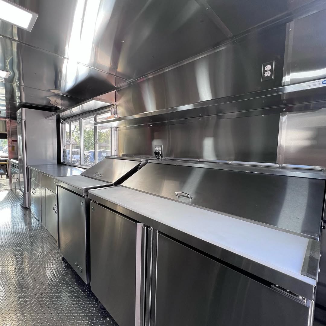 big food truck for sale - Image 7