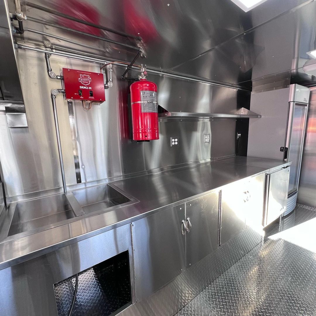 big food truck for sale - Image 9